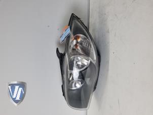 Used Headlight, left BMW 1 serie (E87/87N) 120i 16V Price € 90,75 Inclusive VAT offered by Vollux Carparts B.V.