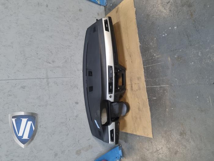 Używane Panel BMW 3 serie (E90) 325i 24V Cena € 121,00 Z VAT oferowane przez Vollux Carparts B.V.