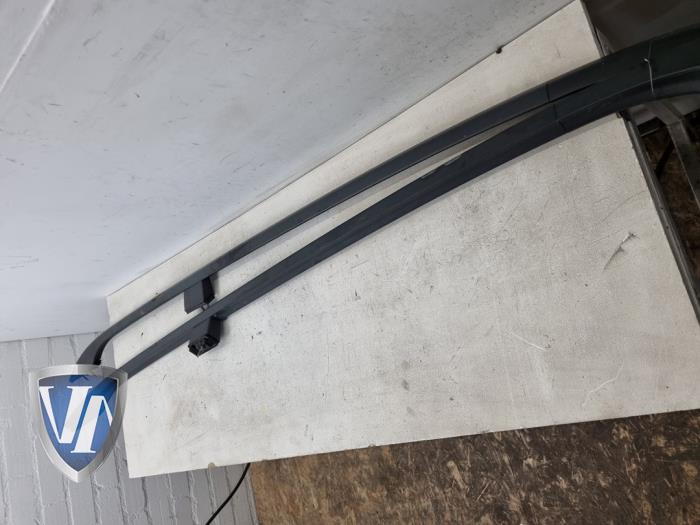 V70 Rails Roof rail kit Volvo V70 2.0 D 16V - 8663913 VOLVO Synthetic