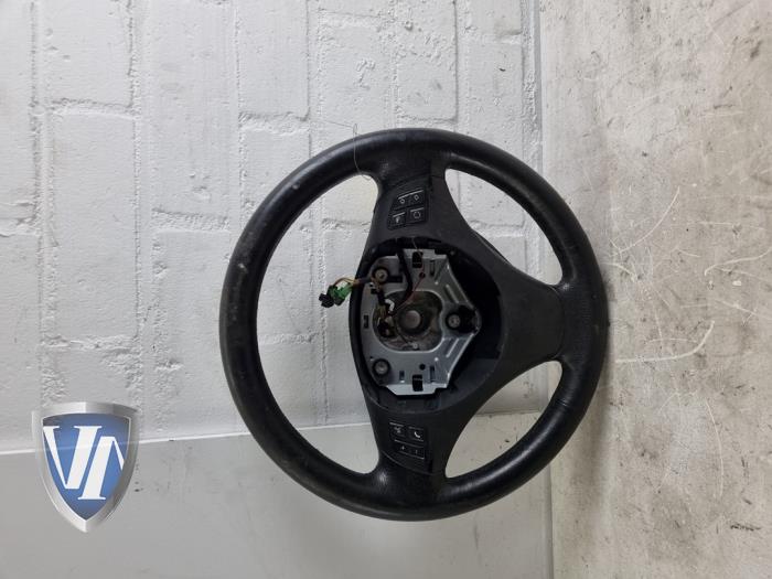 Begagnade Ratt BMW 1 serie (E81) 116i 1.6 16V Pris € 51,43 Inklusive moms erbjuds av Vollux Carparts B.V.
