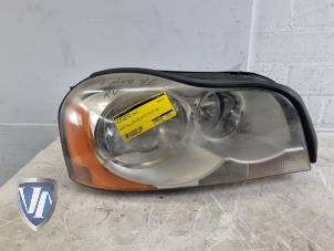 Used Headlight, right Volvo XC90 I 2.9 T6 24V Price € 181,50 Inclusive VAT offered by Vollux Carparts B.V.