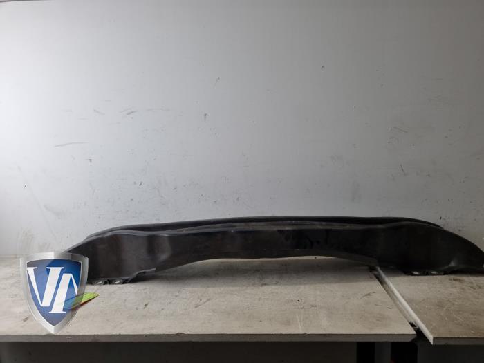 Usados Subchasis Volvo V40 (MV) 1.6 D2 Precio € 100,00 Norma de margen ofrecido por Vollux Carparts B.V.