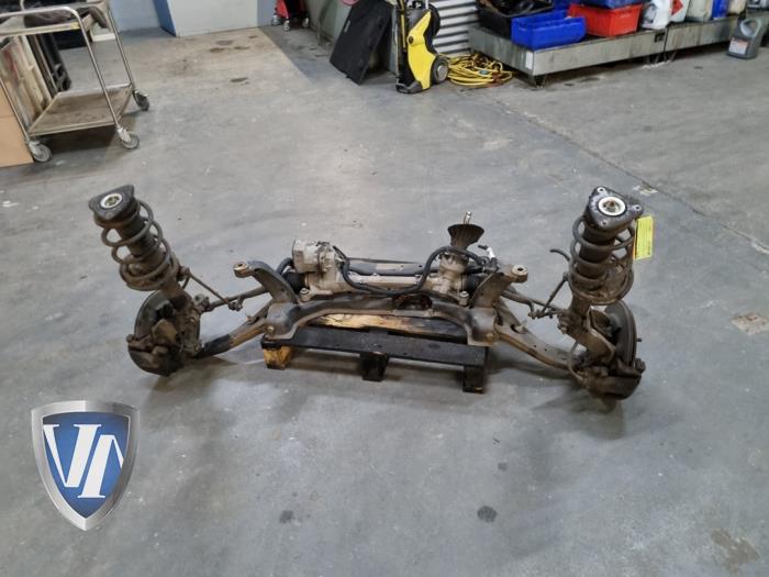 Usados Subchasis Volvo V40 (MV) 1.6 D2 Precio € 302,50 IVA incluido ofrecido por Vollux Carparts B.V.