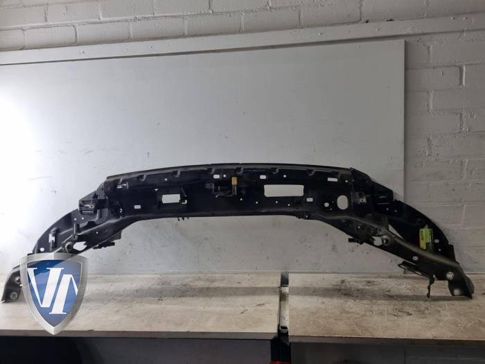 Begagnade Front Volvo V50 (MW) 2.4 20V Pris € 60,50 Inklusive moms erbjuds av Vollux Carparts B.V.