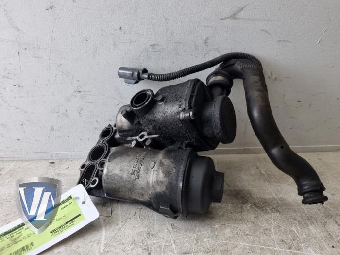 Gebrauchte Ölfilterhalter Volvo XC90 I 2.4 D5 20V Preis € 48,40 Mit Mehrwertsteuer angeboten von Vollux Carparts B.V.