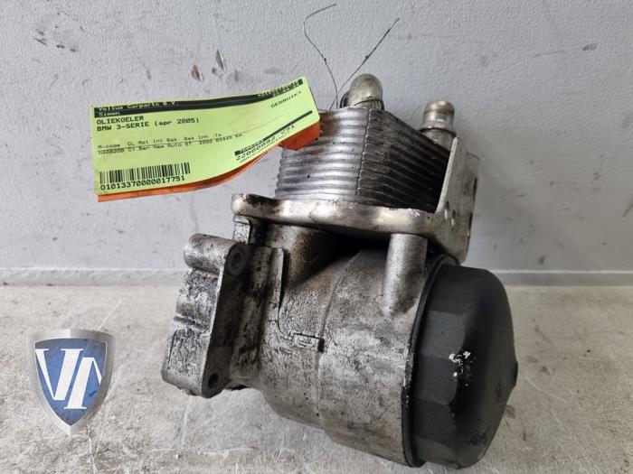 Gebrauchte Ölkühler BMW 3 serie (E90) 320i 16V Preis € 60,50 Mit Mehrwertsteuer angeboten von Vollux Carparts B.V.