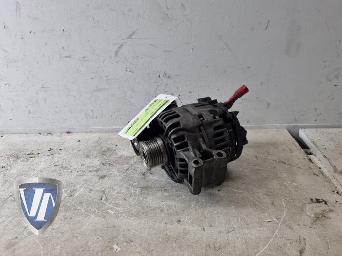 Begagnade Dynamo BMW 1 serie (E81) 118i 16V Pris € 60,50 Inklusive moms erbjuds av Vollux Carparts B.V.