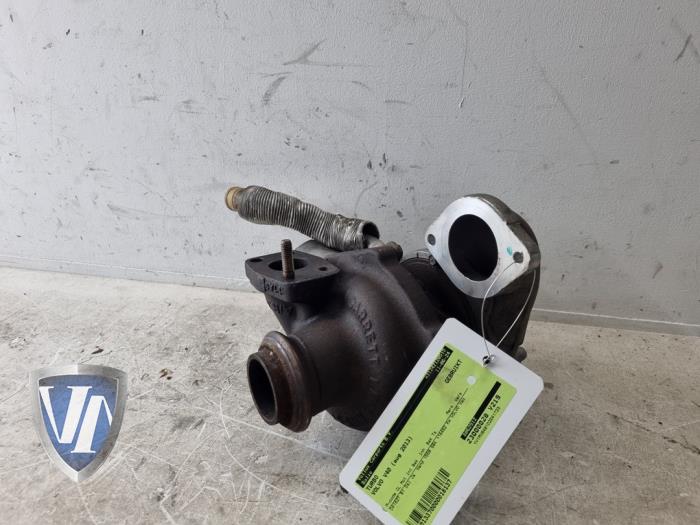 Usagé Turbo Volvo V40 (MV) 1.6 D2 Prix € 180,29 Prix TTC proposé par Vollux Carparts B.V.