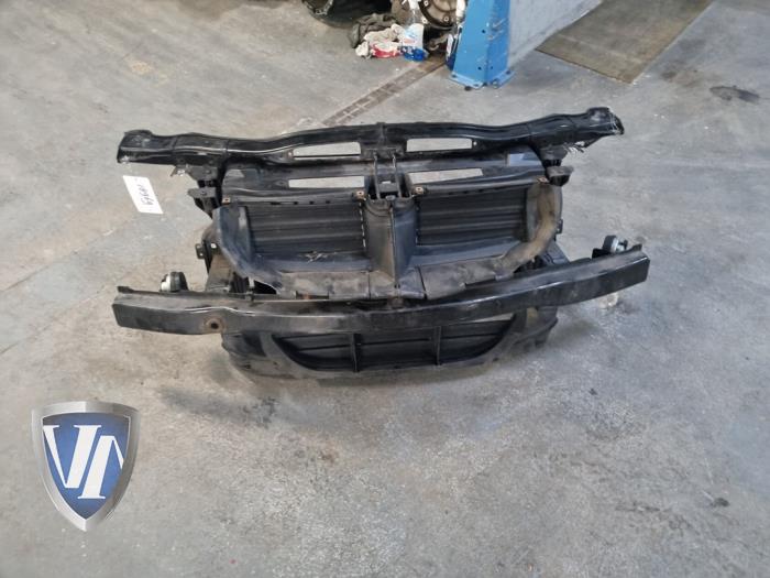 Begagnade Front BMW 3 serie Touring (E91) 320i 16V Pris € 120,99 Inklusive moms erbjuds av Vollux Carparts B.V.