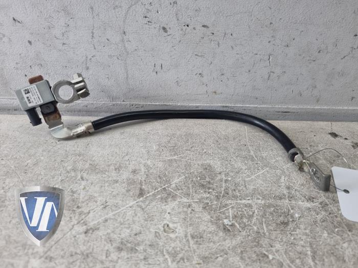 Begagnade Batterisensor BMW 3 serie (F30) 320d 2.0 16V EfficientDynamicsEdition Pris € 17,55 Inklusive moms erbjuds av Vollux Carparts B.V.