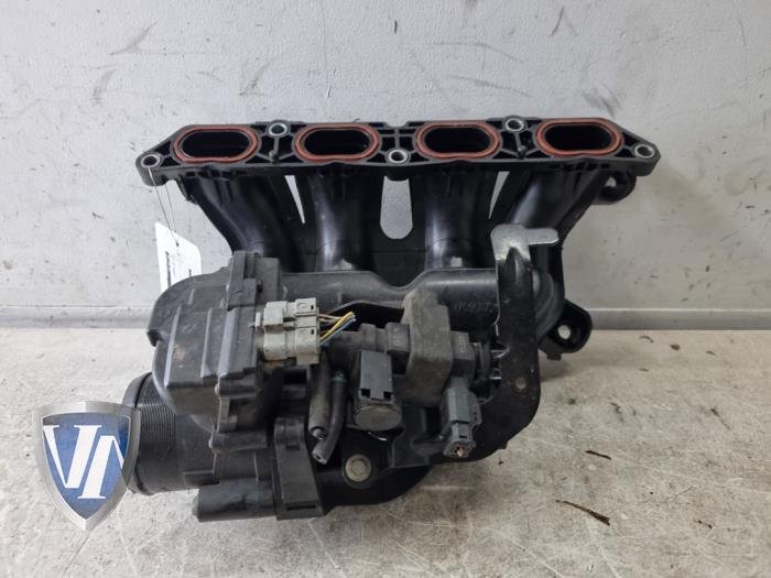 Begagnade Insugsrör BMW 3 serie Touring (F31) 316i 1.6 16V Pris € 36,29 Inklusive moms erbjuds av Vollux Carparts B.V.