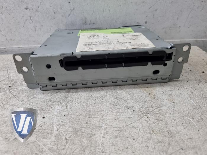 Używane Radio Rózne BMW 1 serie (F20) 116d 2.0 16V Cena € 151,25 Z VAT oferowane przez Vollux Carparts B.V.