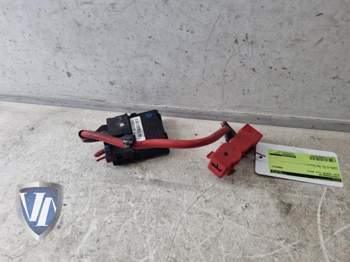 Gebrauchte Stromverteiler Mini Mini Open (R57) 1.6 16V Cooper Preis € 36,30 Mit Mehrwertsteuer angeboten von Vollux Carparts B.V.