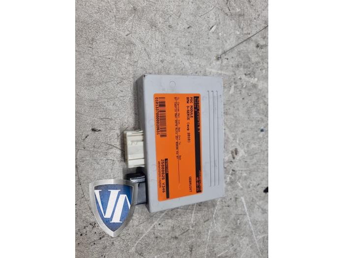 Begagnade PDC-modul BMW 3 serie (E93) 325i 24V Pris € 54,45 Inklusive moms erbjuds av Vollux Carparts B.V.