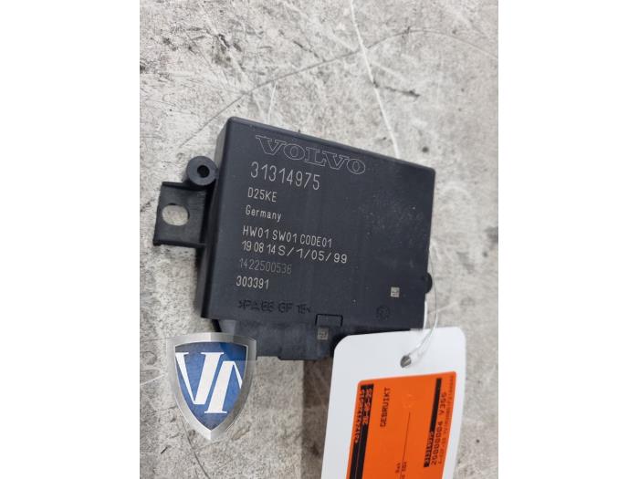 Begagnade PDC-modul Volvo V40 (MV) 2.0 D4 16V Pris € 36,30 Inklusive moms erbjuds av Vollux Carparts B.V.