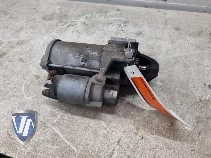 Usados Motor de arranque BMW 3 serie (F30) 316d 2.0 16V Precio € 48,40 IVA incluido ofrecido por Vollux Carparts B.V.