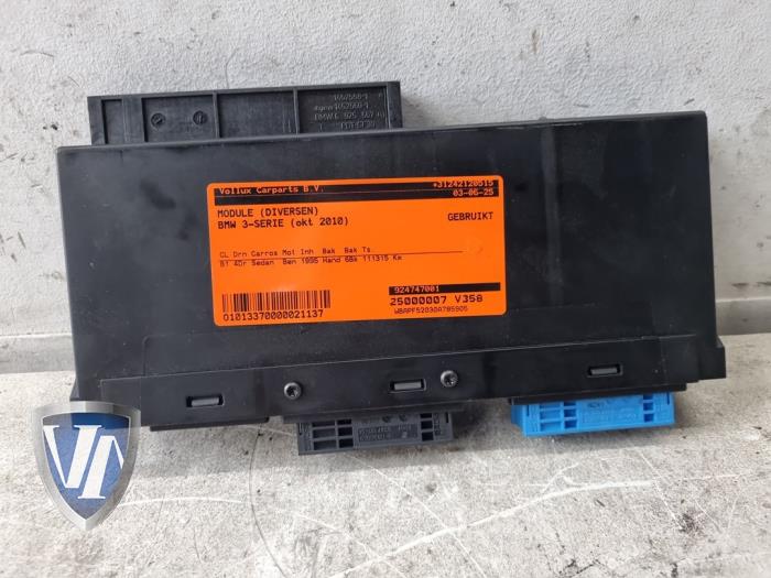 Używane Modul (rózne) BMW 3 serie (E90) 318i 16V Cena € 42,35 Z VAT oferowane przez Vollux Carparts B.V.