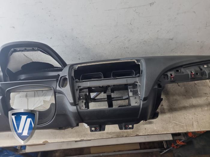 Używane Panel BMW 1 serie (F21) 114i 1.6 16V Cena € 695,75 Z VAT oferowane przez Vollux Carparts B.V.