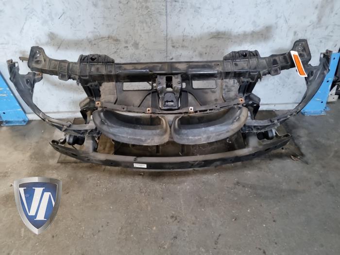 Begagnade Front BMW 1 serie (E87/87N) 116i 2.0 16V Pris € 181,50 Inklusive moms erbjuds av Vollux Carparts B.V.