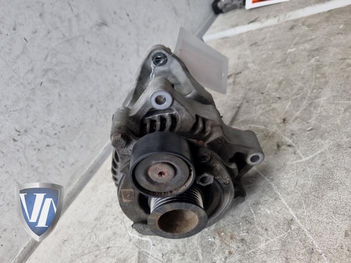 Begagnade Dynamo BMW 3 serie (F30) 320i 2.0 16V Pris € 60,50 Inklusive moms erbjuds av Vollux Carparts B.V.
