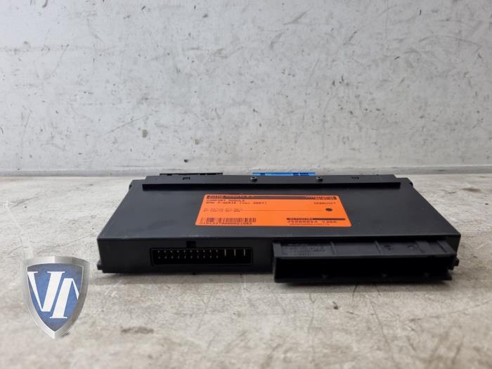 Używane Modul Comfort BMW 3 serie (E93) 325i 24V Cena € 84,69 Z VAT oferowane przez Vollux Carparts B.V.