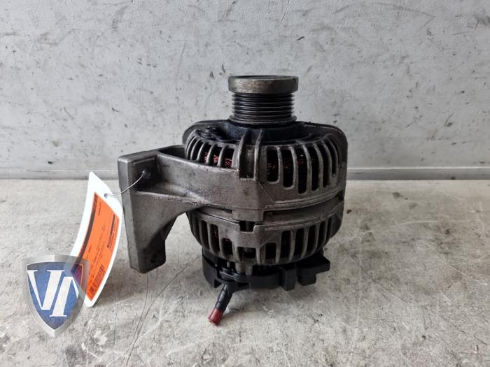 Usagé Dynamo Volvo XC90 I 2.9 T6 24V Prix € 78,65 Prix TTC proposé par Vollux Carparts B.V.