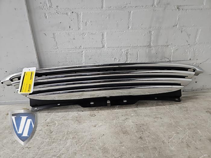 Używane Grill Mini Mini (R56) 1.6 16V One Cena € 60,50 Z VAT oferowane przez Vollux Carparts B.V.