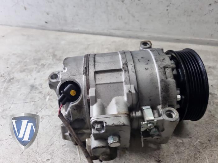 Usagé Compresseur de clim BMW 3 serie Touring (E91) 325i 24V Prix € 145,20 Prix TTC proposé par Vollux Carparts B.V.