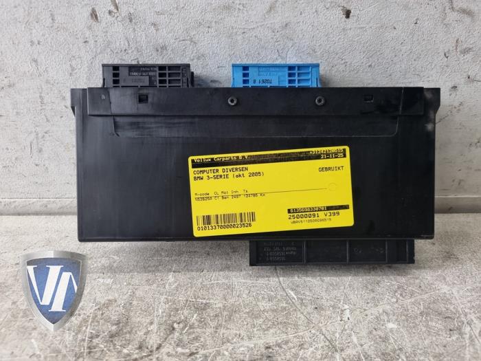 Usagé Ordinateur divers BMW 3 serie Touring (E91) 325i 24V Prix € 71,39 Prix TTC proposé par Vollux Carparts B.V.