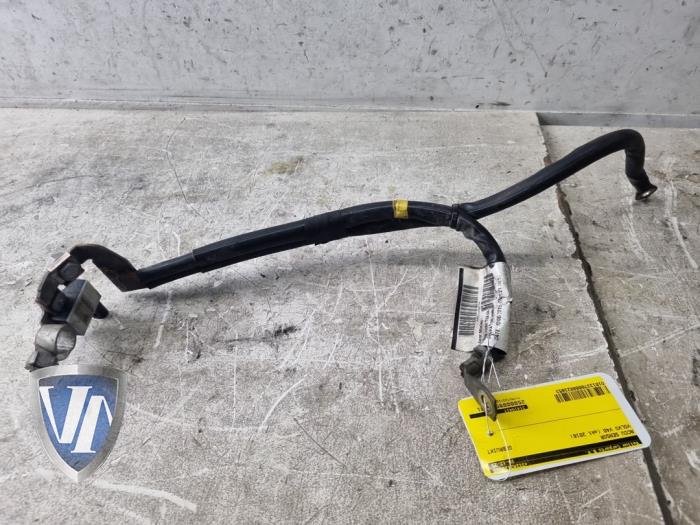 Begagnade Batterisensor Volvo V40 (MV) 2.0 D2 16V Pris € 36,30 Inklusive moms erbjuds av Vollux Carparts B.V.