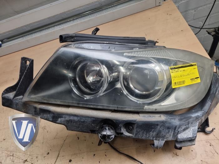 Używane Reflektor lewy BMW 3 serie Touring (E91) 325i 24V Cena € 302,44 Z VAT oferowane przez Vollux Carparts B.V.