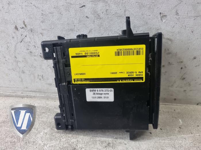 Begagnade Askkopp, fram BMW 5 serie Touring (E61) 525i 24V Pris € 18,15 Inklusive moms erbjuds av Vollux Carparts B.V.