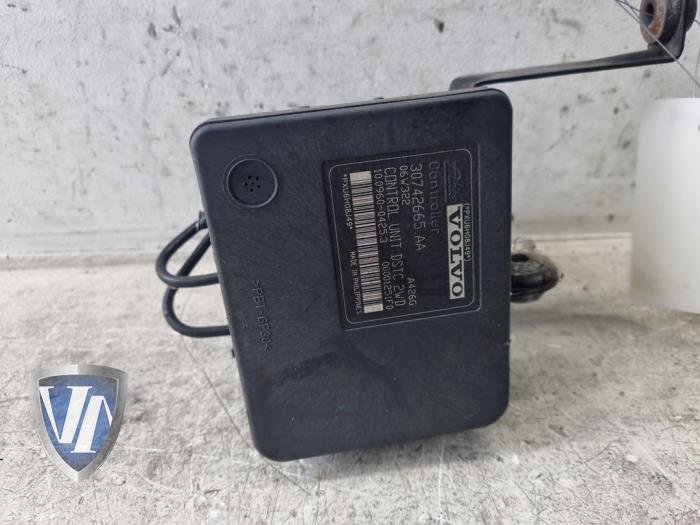 Usagé Pompe ABS Volvo V50 (MW) 1.6 16V Prix € 60,44 Prix TTC proposé par Vollux Carparts B.V.