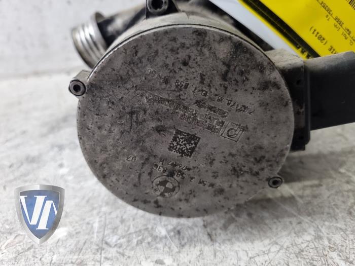 Begagnade Vattenpump BMW 5-Serie Pris € 72,60 Inklusive moms erbjuds av Vollux Carparts B.V.