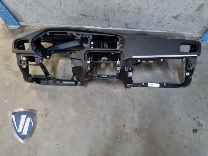 Używane Panel Volvo V40 (MV) 2.0 D4 16V Cena € 726,00 Z VAT oferowane przez Vollux Carparts B.V.