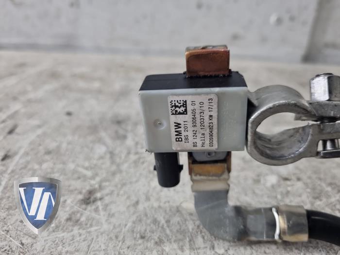 Batterisensor från en BMW 3 serie Touring (F31) 320d 2.0 16V 2014
