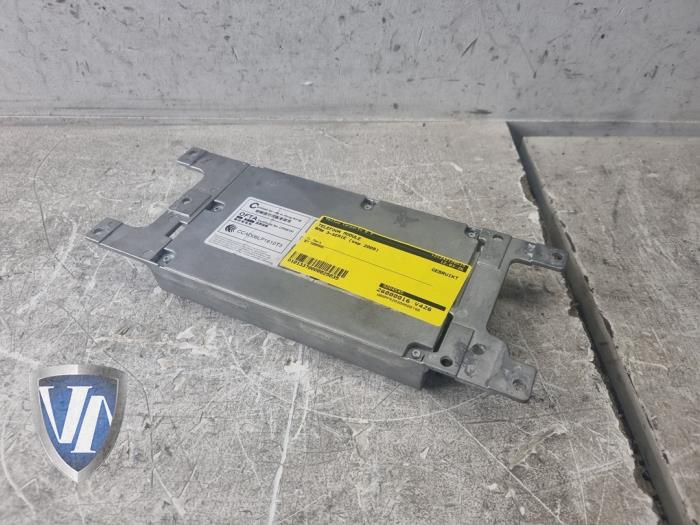 Begagnade Telefonmodul BMW 3 serie (E90) 318i 16V Pris € 119,79 Inklusive moms erbjuds av Vollux Carparts B.V.