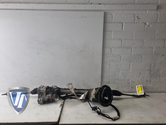 Begagnade Styrbox Volvo V40 (MV) 1.6 T3 GTDi 16V Pris € 240,79 Inklusive moms erbjuds av Vollux Carparts B.V.
