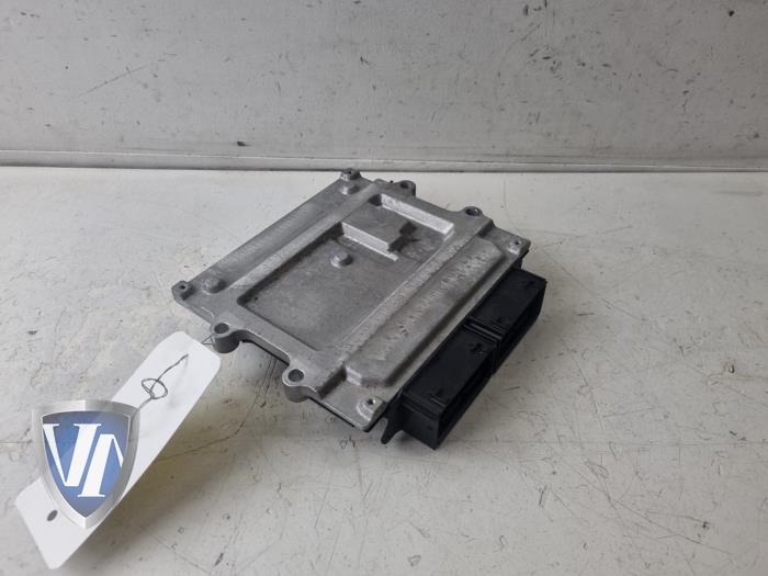 Used Engine management computer Volvo V60 I (FW/GW) 2.0 D4 16V Price € 60,49 Inclusive VAT offered by Vollux Carparts B.V.