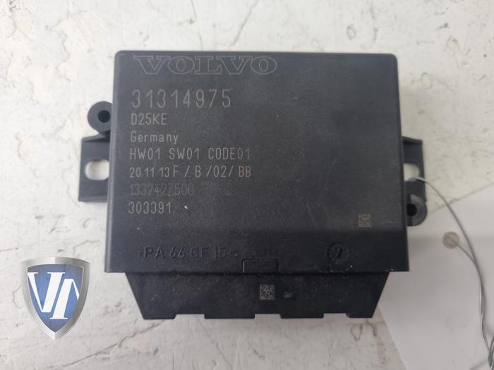 Begagnade PDC-modul Volvo V60 I (FW/GW) 2.0 D4 16V Pris € 36,29 Inklusive moms erbjuds av Vollux Carparts B.V.