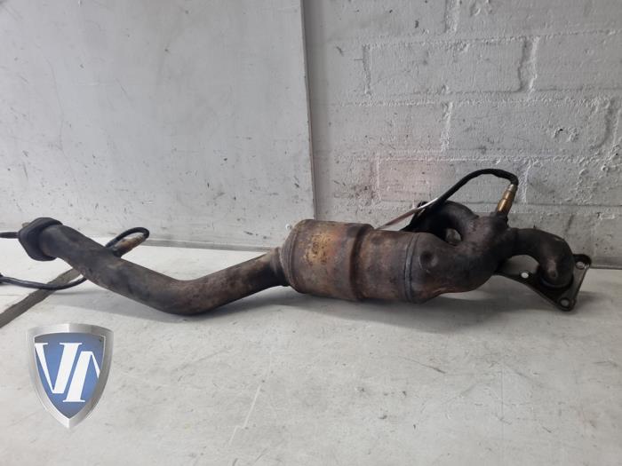 Gebrauchte Abgaskrümmer + Katalysator BMW 5 serie Touring (E61) 525i 24V Preis auf Anfrage angeboten von Vollux Carparts B.V.