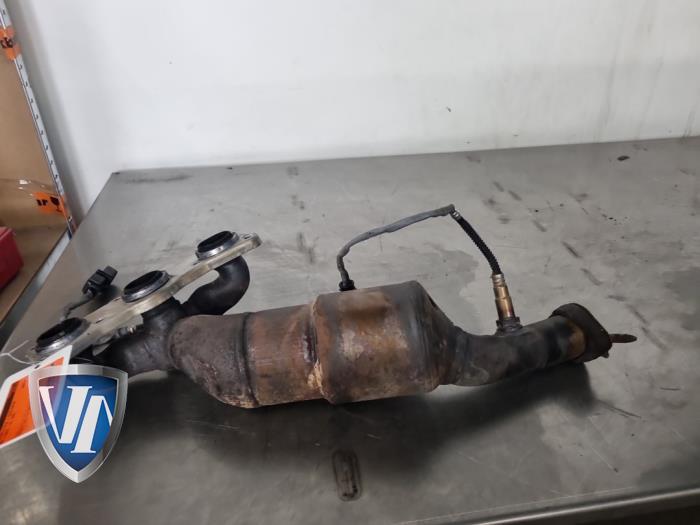Gebrauchte Abgaskrümmer + Katalysator BMW 5 serie Touring (E61) 525i 24V Preis auf Anfrage angeboten von Vollux Carparts B.V.