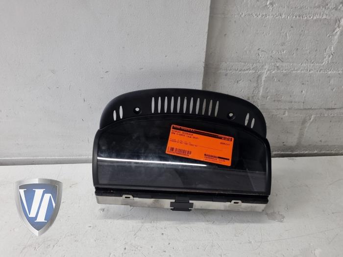 Begagnade Innerdisplay BMW 3 serie Touring (E91) Pris € 151,25 Inklusive moms erbjuds av Vollux Carparts B.V.