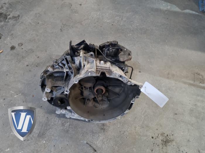Gebrauchte Getriebe Volvo V40 (MV) 2.0 D4 16V Preis € 289,00 Margenregelung angeboten von Vollux Carparts B.V.