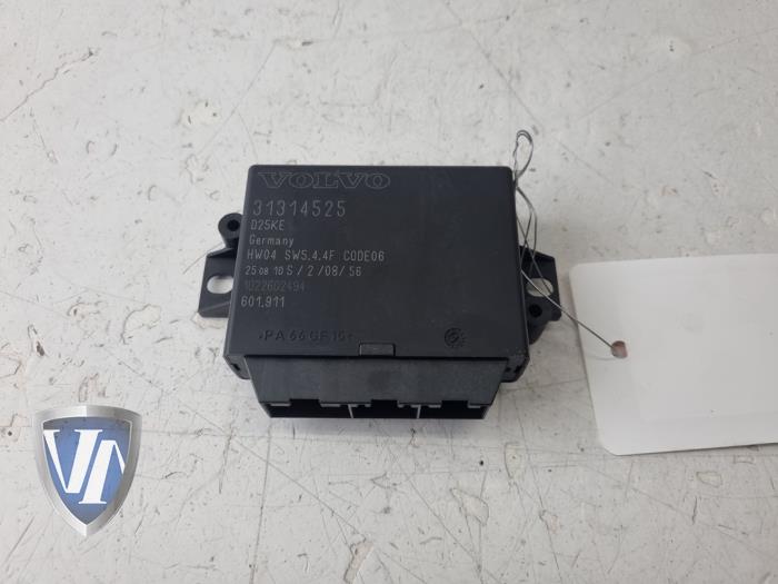 Begagnade PDC-modul Volvo V60 I (FW/GW) 2.0 T 16V Pris € 39,33 Inklusive moms erbjuds av Vollux Carparts B.V.