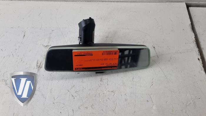 Używane Lusterko wewnetrzne Volvo V40 (MV) 2.0 D4 16V Cena € 83,49 Z VAT oferowane przez Vollux Carparts B.V.
