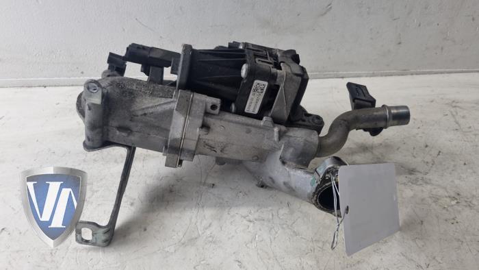 Gebrauchte AGR Ventil Peugeot 208 Preis € 108,90 Mit Mehrwertsteuer angeboten von Vollux Carparts B.V.