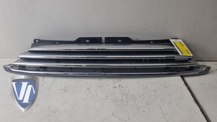 Używane Grill Mini Mini (R56) 1.6 16V Cooper Cena € 60,50 Z VAT oferowane przez Vollux Carparts B.V.