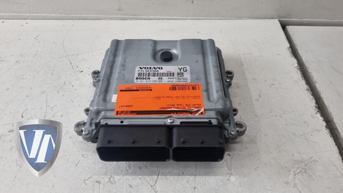 Used Engine management computer Volvo V70 (BW) 2.4 D5 20V 205 Price € 78,65 Inclusive VAT offered by Vollux Carparts B.V.