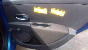 Used Rear side panel, right Renault Clio III (BR/CR) 1.6 16V Price € 30,00 Margin scheme offered by Autodemontage Smeets Janssen